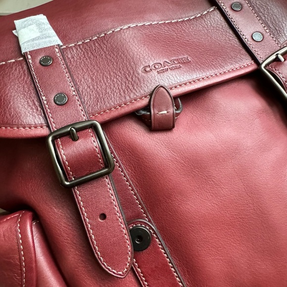 🥰 Coach Hitch Backpack Wine - Picture 12 of 14